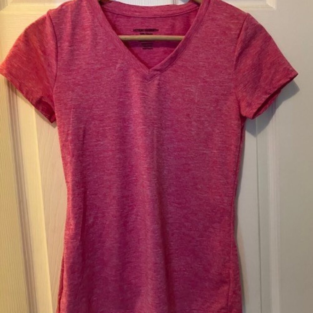 Sterling Performance Women’s Neon Coral/Pink Athletic Shirt Size Small pre owned